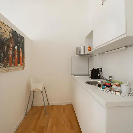 Nocleg ze śniadaniem Your 4*